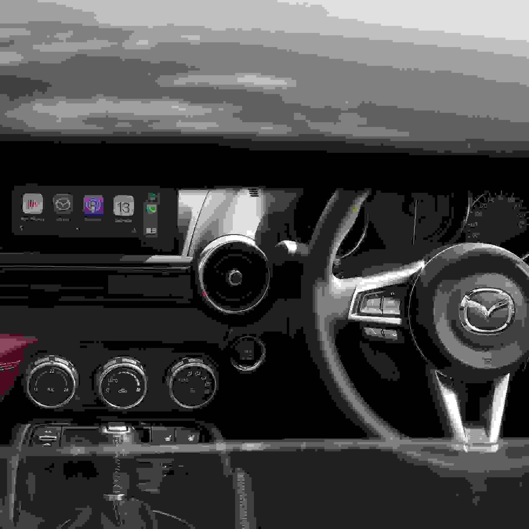 MZD CONNECT WITH APPLE CARPLAY AND ANDROID AUTO