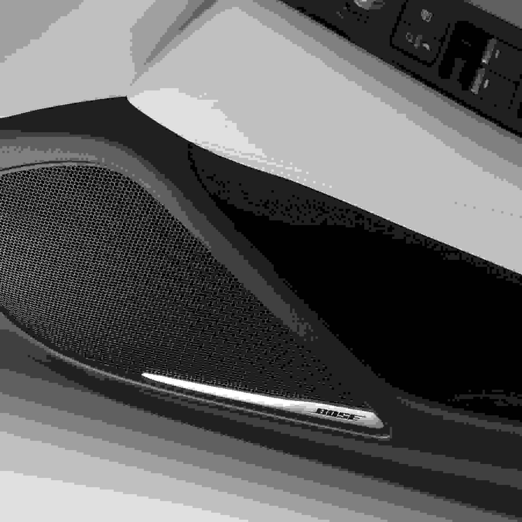 BOSE® PREMIUM AUDIO